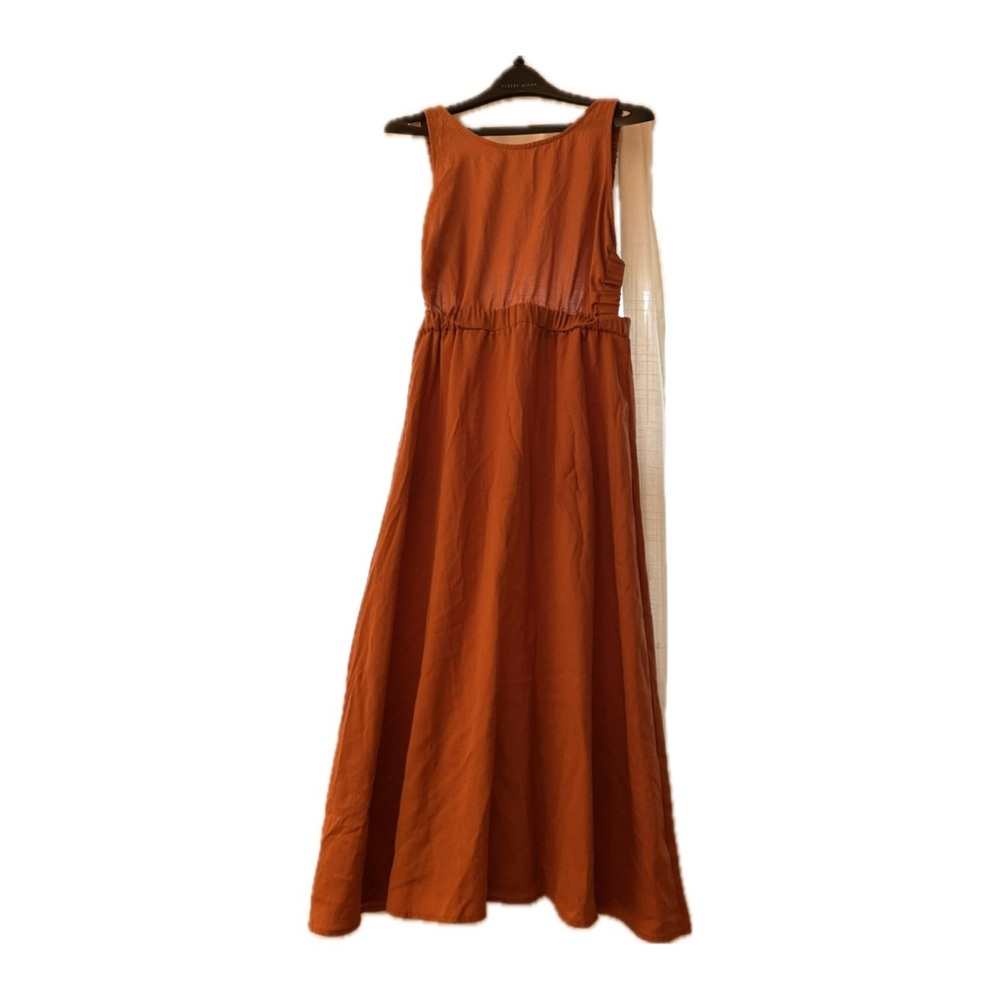 Elegant Orange Sleeveless Dress